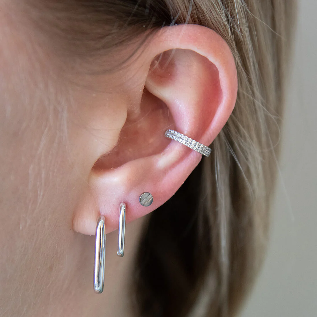 Bolt Studs in Titanium - Image 3