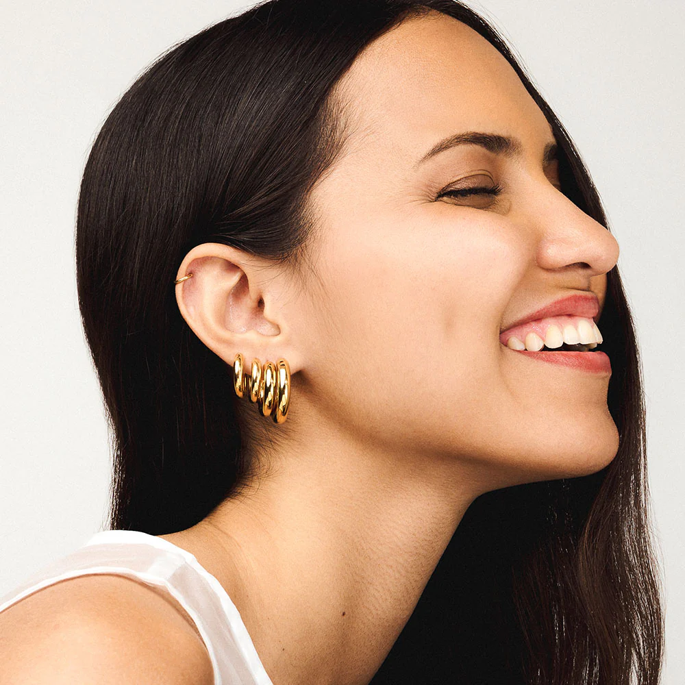 Micro Every Body Hoops in Titanium - Image 3